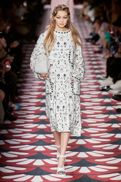 Look 56